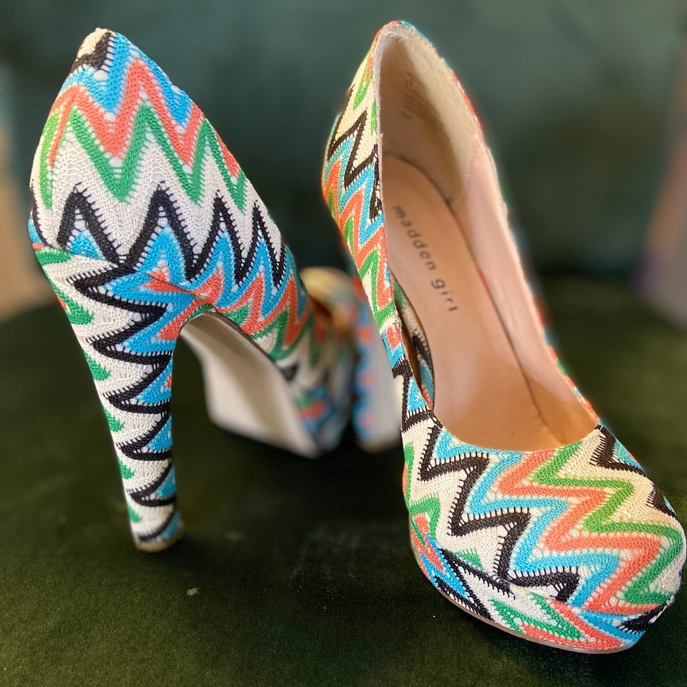 Steve Madden Multi Platform Pumps